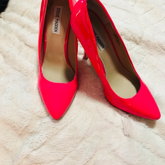 Steve a madden hot bubble gum pink heels - Picture 5 of 7